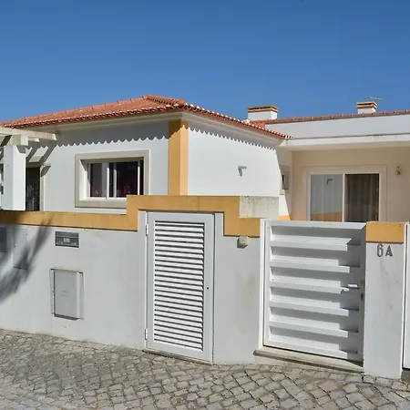 Casa Da Escola *